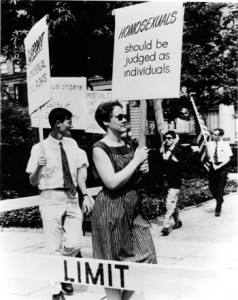 Barbara Gittings picketing the White House in 1965. Photo: Kay Tobin Lahusen